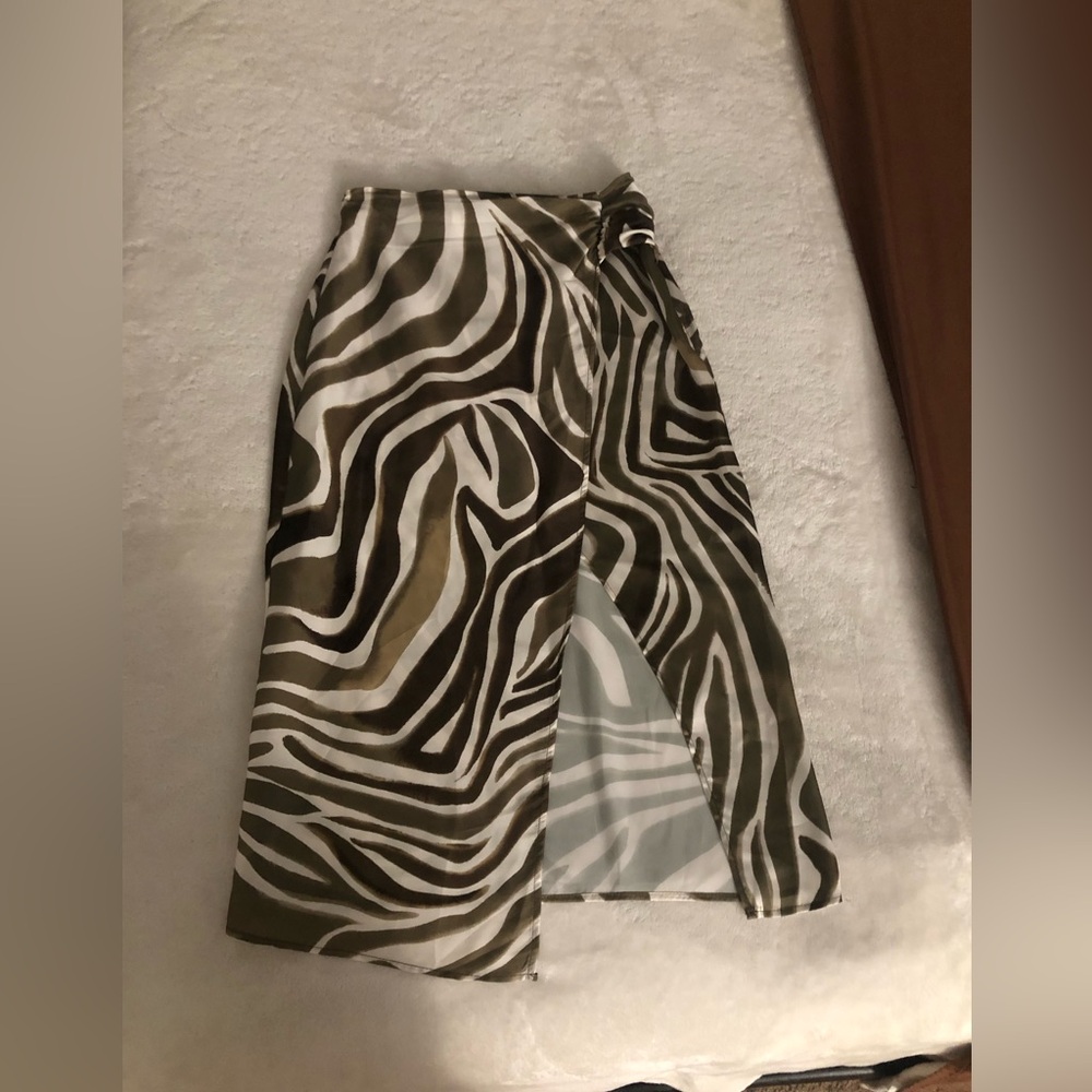 Zara Skirt